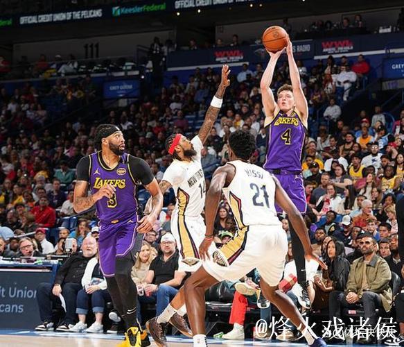 詹姆斯关键三分建功，克内克特27分湖人险胜鹈鹕喜迎5连胜