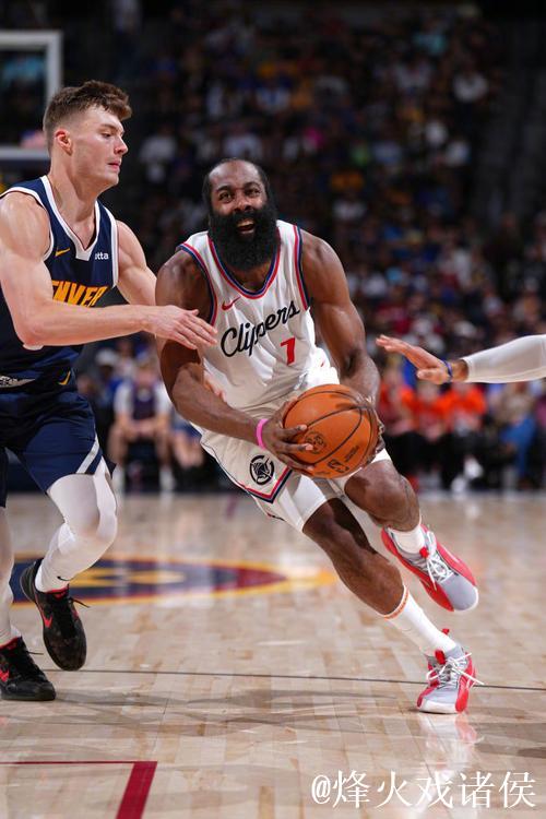 哈登41分率快船大胜爵士 约基奇三双引领掘金胜国王 哈登41分率快船大胜爵士 约基奇三双引领掘金胜国王